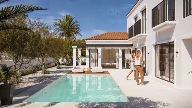 4 soveværelse Villa til salg i La Romana med swimmingpool garage - € 673.000 (Ref: 10085609)