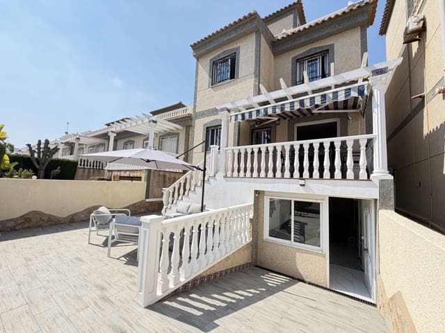 5 quarto Moradia para venda em Villamartin, Orihuela com piscina - 475 000 € (Ref: 10085617)