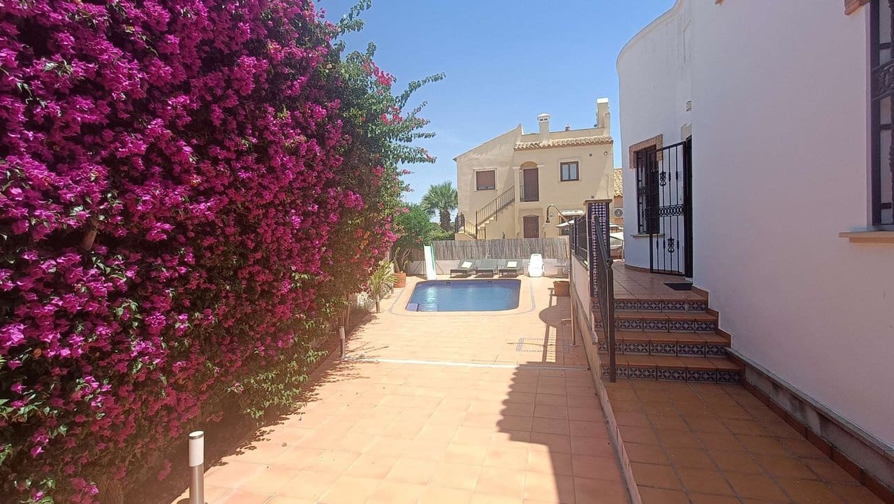 3 quarto Moradia para venda em Algorfa com piscina - 449 955 € (Ref: 10085628)