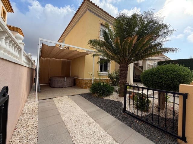2 soverom Bungalow til salgs i Dehesa de Campoamor, Orihuela med svømmebasseng - € 223 000 (Ref: 10085633)