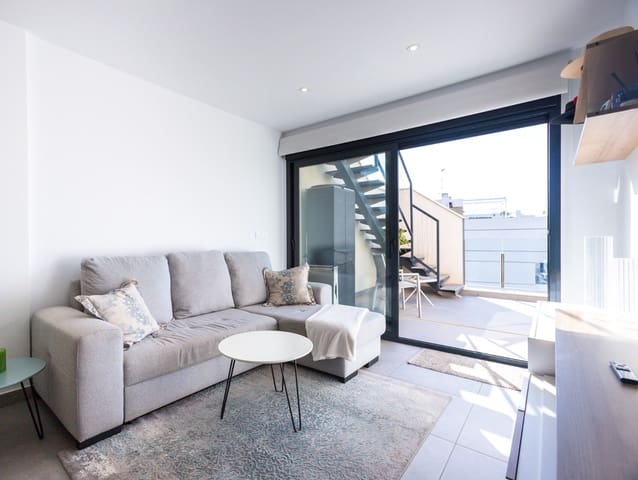 Apartamento de 2 habitaciones en Dehesa de Campoamor, Orihuela en venta con piscina garaje - 298.000 € (Ref: 10085636)