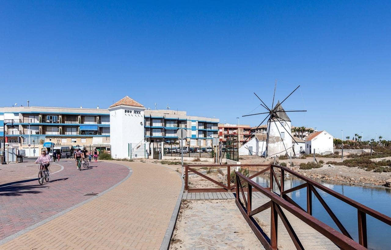 2 soveværelse Bungalow til salg i San Pedro del Pinatar - € 154.969 (Ref: 10085637)