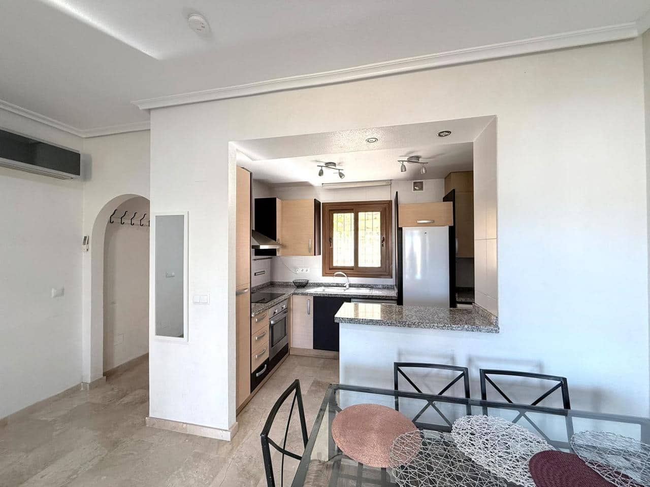 2 soverom Bungalow til salgs i Orihuela Costa med svømmebasseng garasje - € 175 000 (Ref: 10085640)