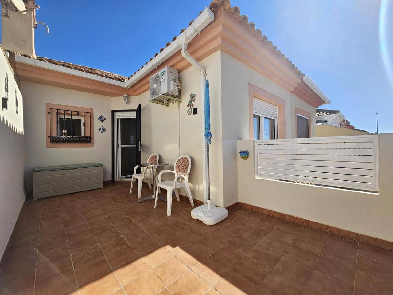 Casa de 3 habitaciones en Pilar de la Horadada en venta - 239.000 € (Ref: 10085644)