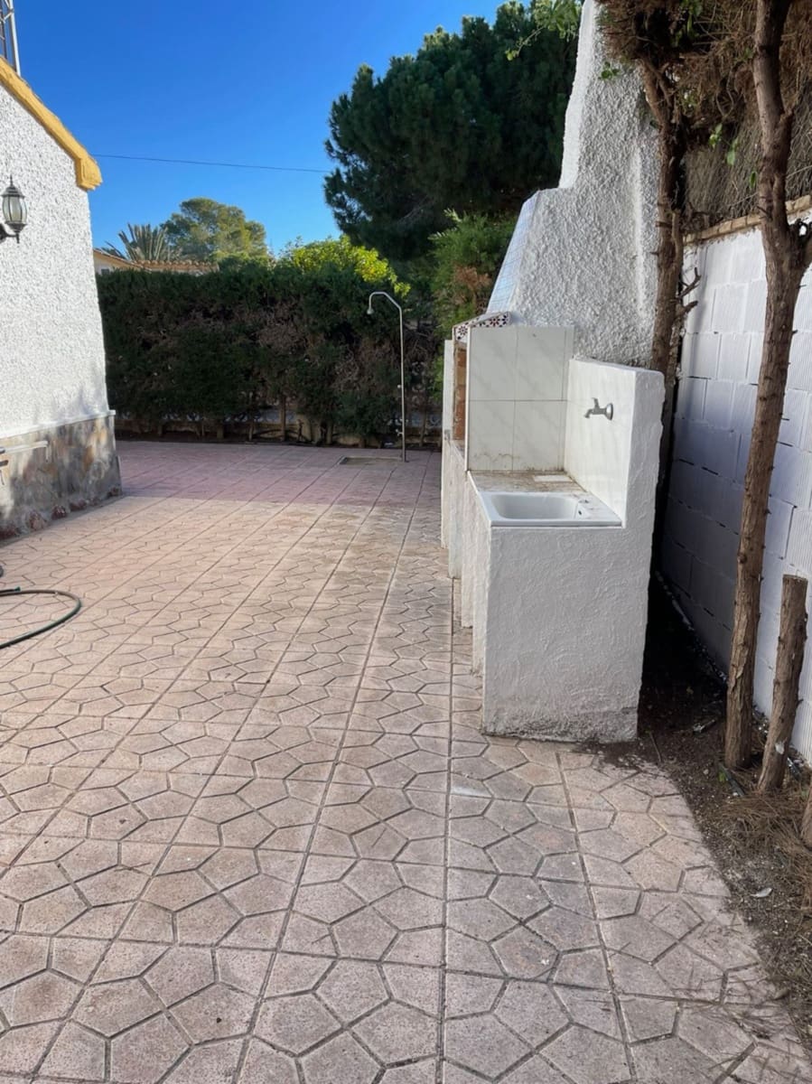 Chalet de 3 habitaciones en Orihuela Costa en venta - 520.000 € (Ref: 10085645)