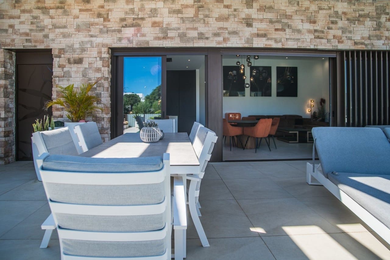 4 Zimmer Villa zu verkaufen in Rojales mit Pool Garage - 745.000 € (Ref: 10085648)