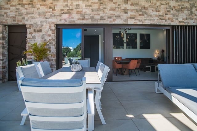 4 Zimmer Villa zu verkaufen in Rojales mit Pool Garage - 745.000 € (Ref: 10085648)