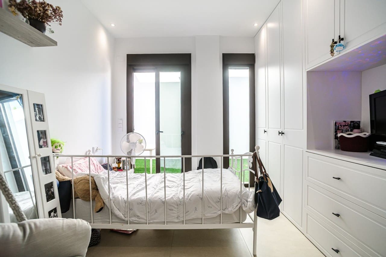 4 Zimmer Villa zu verkaufen in Rojales mit Pool Garage - 745.000 € (Ref: 10085648)