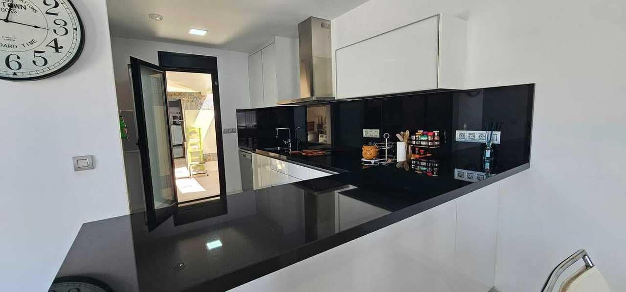 3 sypialnia Willa na sprzedaż w Los Montesinos z basenem garażem - 420 000 € (Ref: 10090134)