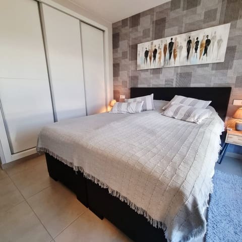 2 soveværelse Lejlighed til salg i Dehesa de Campoamor, Orihuela med swimmingpool garage - € 259.900 (Ref: 10090148)