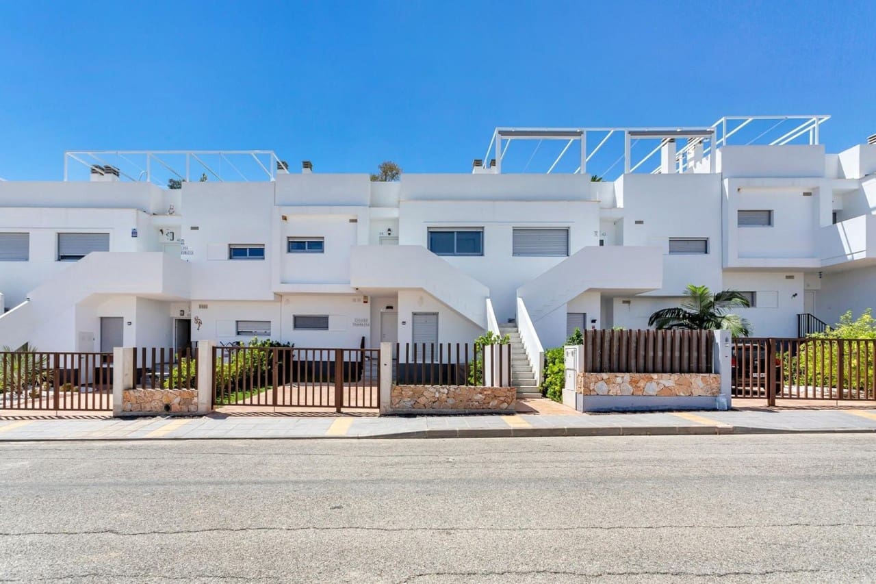 2 soveværelse Lejlighed til salg i Orihuela Costa med swimmingpool garage - € 259.900 (Ref: 10090148)