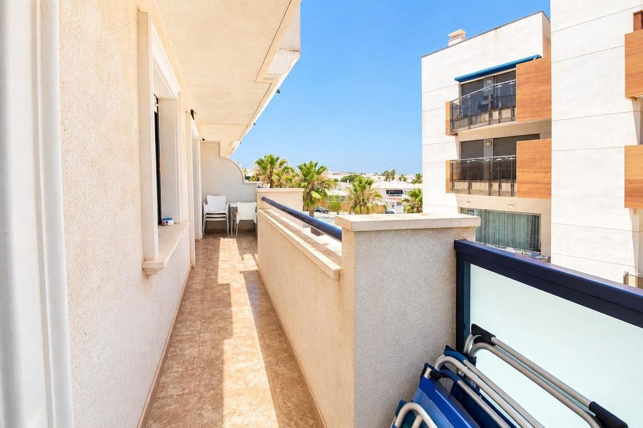 2 soveværelse Lejlighed til salg i Orihuela Costa med swimmingpool garage - € 189.000 (Ref: 10090155)