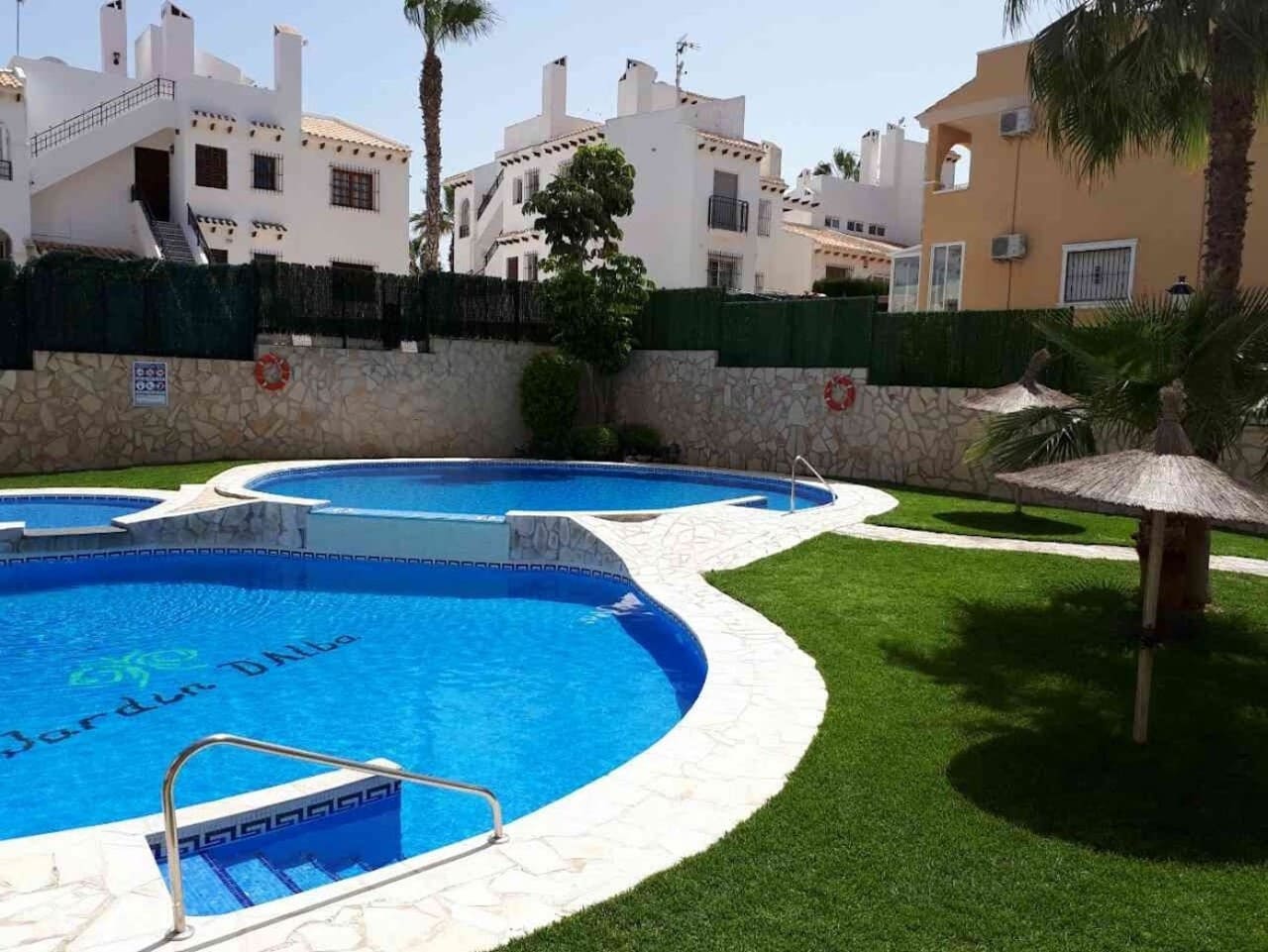 2 slaapkamer Appartement te koop in Orihuela Costa - € 154.900 (Ref: 10099756)