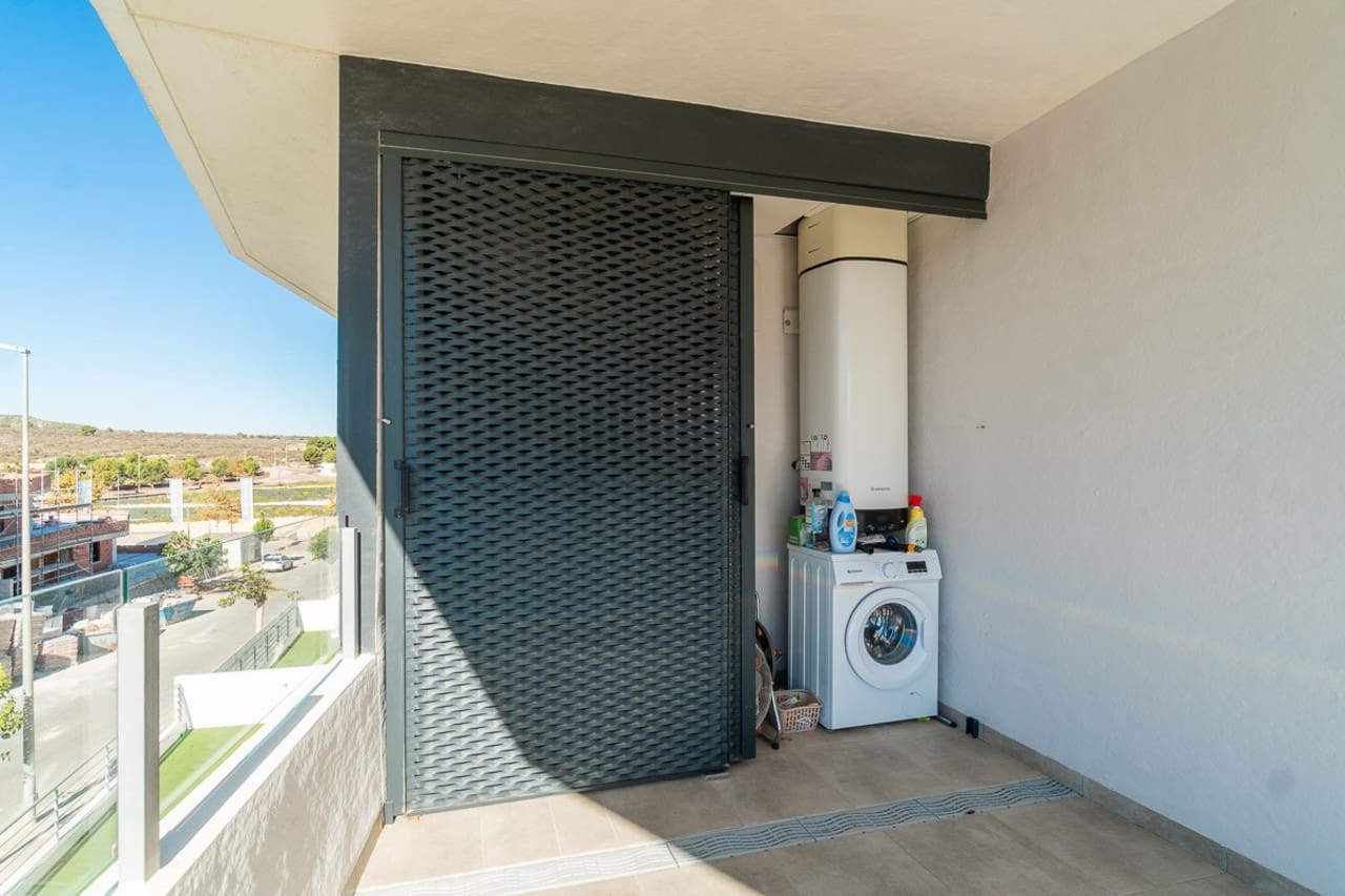 2 soverom Leilighet til salgs i San Miguel de Salinas med garasje - € 229 900 (Ref: 10099758)