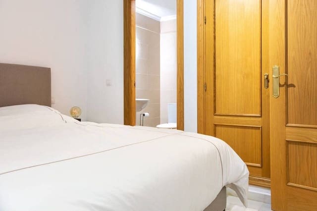 2 bedroom Apartment for sale in Pueblo, Calpe / Calp with pool garage - € 295,000 (Ref: 10109019)