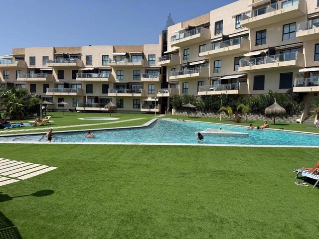 2 quarto Bungalow para venda em Dehesa de Campoamor, Orihuela com piscina garagem - 345 000 € (Ref: 10115487)