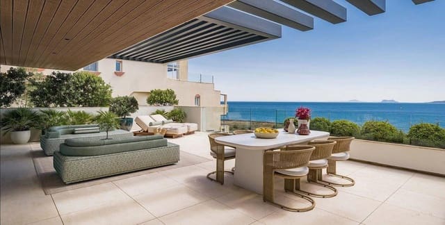 Apartamento de 2 habitaciones en Parque Central, Estepona en venta con piscina garaje - 3.003.000 € (Ref: 10118850)