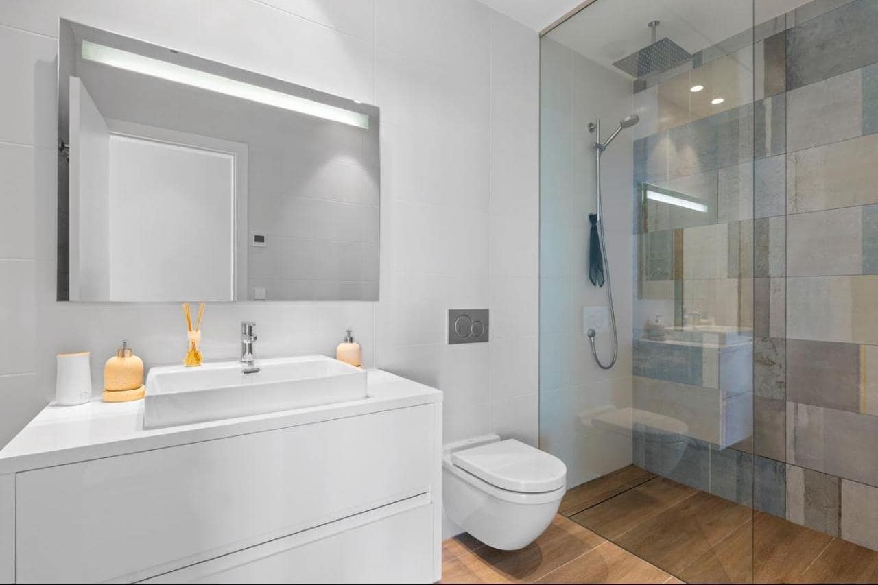 2 soverom Leilighet til salgs i Orihuela Costa med svømmebasseng garasje - € 475 000 (Ref: 10118856)