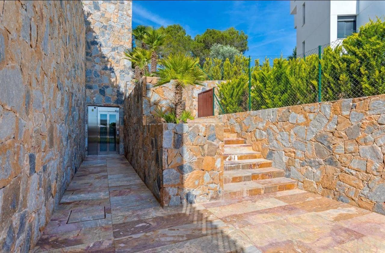 2 soverom Leilighet til salgs i Orihuela Costa med svømmebasseng garasje - € 475 000 (Ref: 10118856)