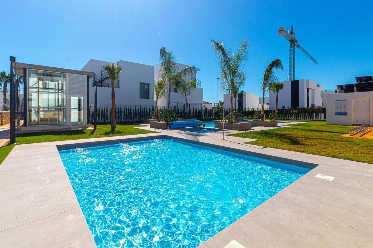 3 soverom Leilighet til salgs i Orihuela Costa med svømmebasseng garasje - € 399 000 (Ref: 10118874)