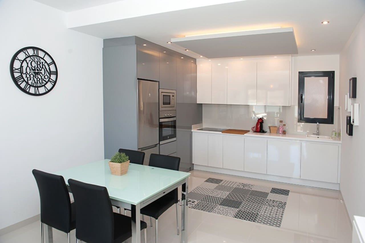 2 sovrum Lägenhet till salu i Pilar de la Horadada - 279 000 € (Ref: 10118886)