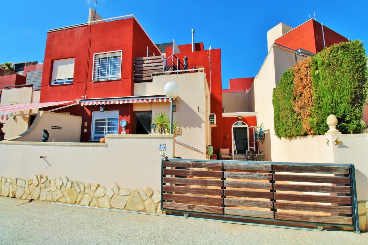 3 soveværelse Byhus til salg i Villamartin med swimmingpool garage - € 199.950 (Ref: 10118897)