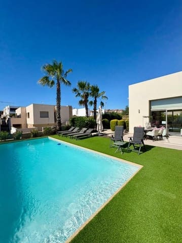 3 Zimmer Villa zu verkaufen in Benijófar mit Pool Garage - 547.000 € (Ref: 10118898)