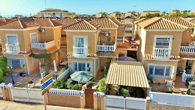 3 sovrum Villa till salu i Playa Flamenca, Orihuela med pool - 249 950 € (Ref: 10118902)