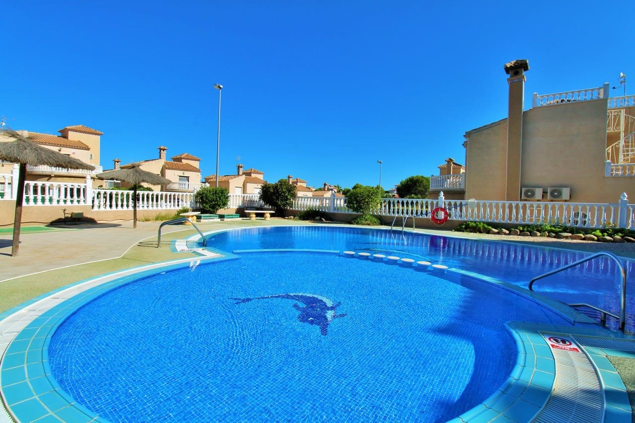 3 camera da letto Casa in vendita in Villamartin con piscina garage - 229.950 € (Rif: 10118904)