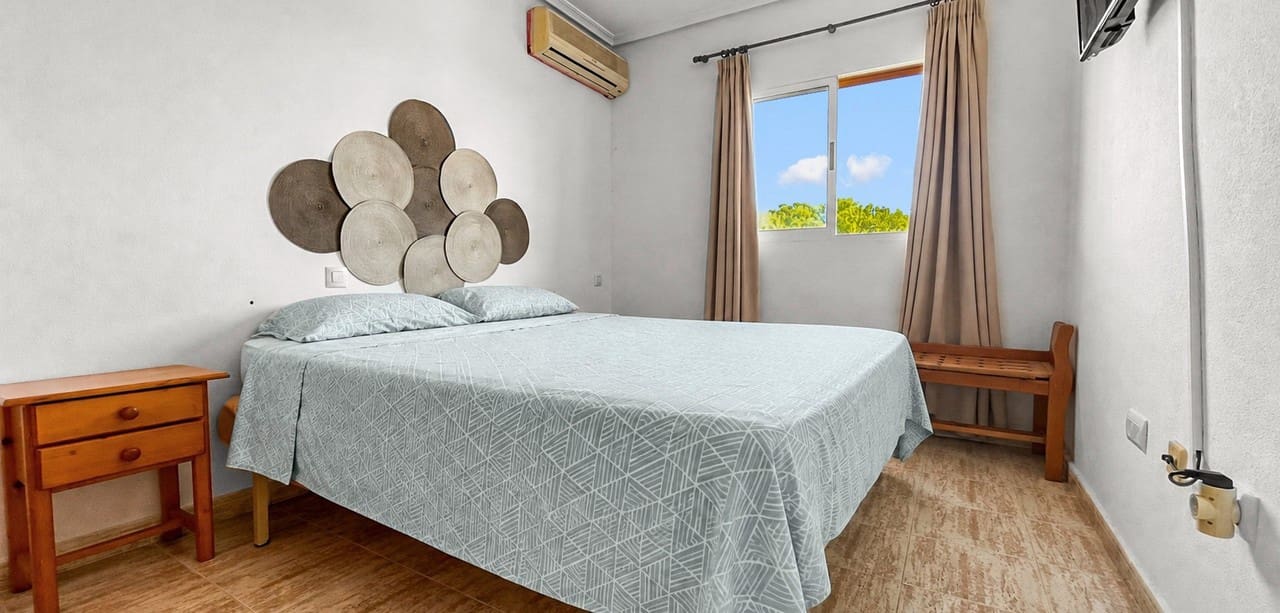 2 Zimmer Apartment zu verkaufen in Pilar de la Horadada mit Pool - 189.900 € (Ref: 10128177)