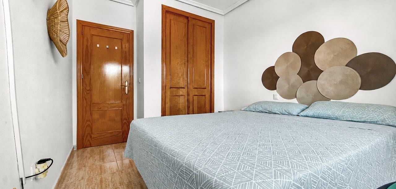 2 Zimmer Apartment zu verkaufen in Pilar de la Horadada mit Pool - 189.900 € (Ref: 10128177)
