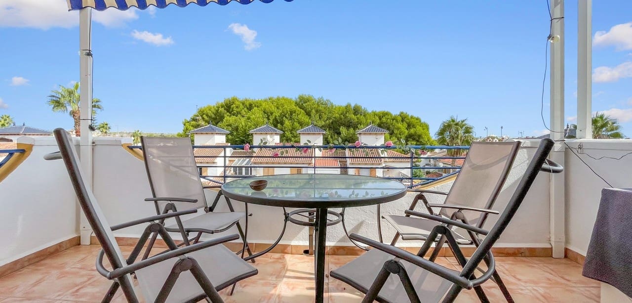 2 Zimmer Apartment zu verkaufen in Pilar de la Horadada mit Pool - 189.900 € (Ref: 10128177)