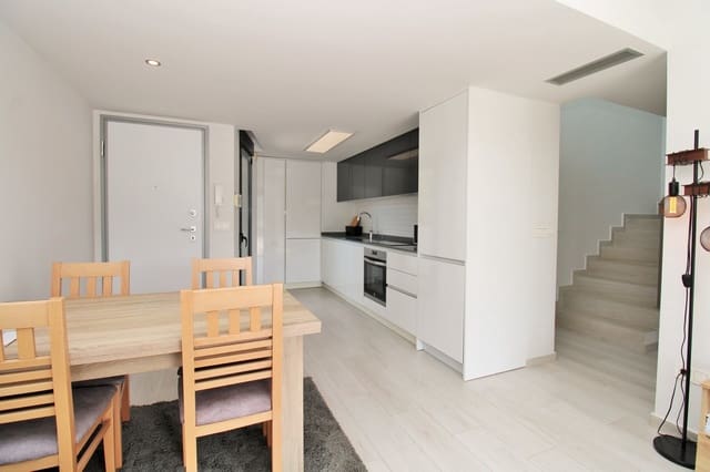 3 makuuhuone Huoneisto myytävänä paikassa Villamartin, Orihuela mukana uima-altaan 
autotalli - 379 000 € (Ref: 10128178)
