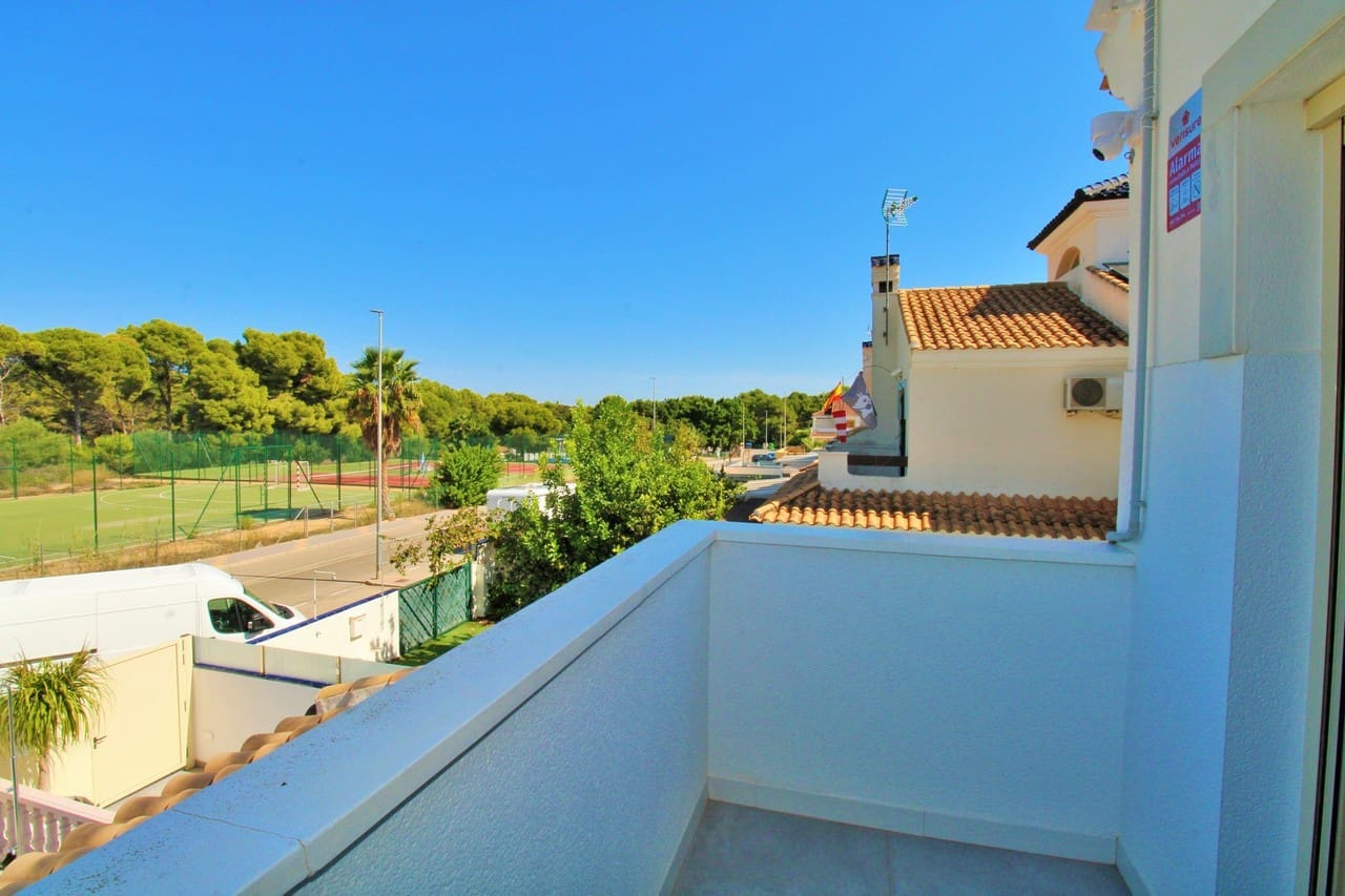3 slaapkamer Villa te koop in Pilar de la Horadada met zwembad - € 395.000 (Ref: 10128179)