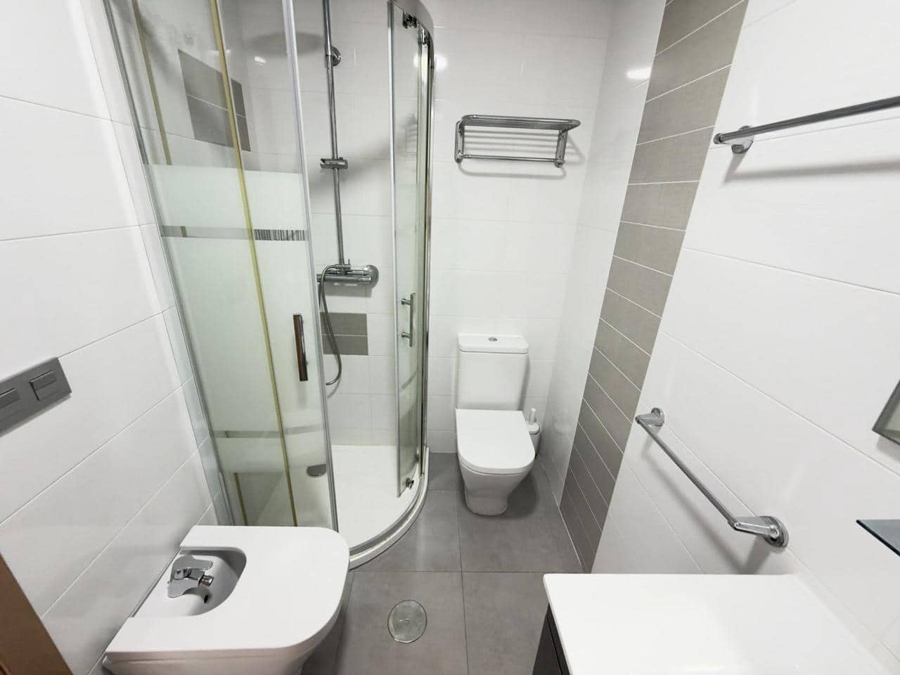 2 soveværelse Lejlighed til salg i Guardamar del Segura med swimmingpool garage - € 259.900 (Ref: 10131303)