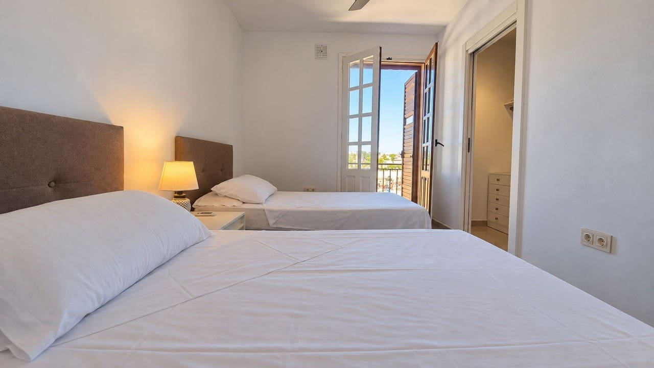 Apartamento de 3 habitaciones en Orihuela Costa en venta - 459.000 € (Ref: 10132640)