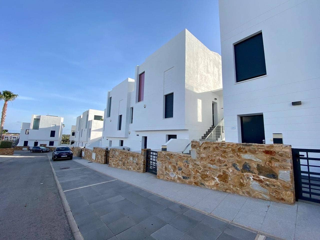 3 quarto Bungalow para venda em Orihuela Costa com piscina - 320 000 € (Ref: 10132643)