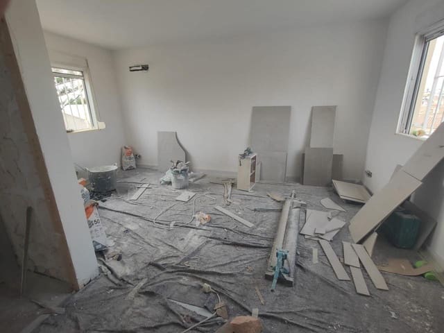 4 Zimmer Haus zu verkaufen in San Miguel de Salinas mit Pool - 315.000 € (Ref: 10132644)