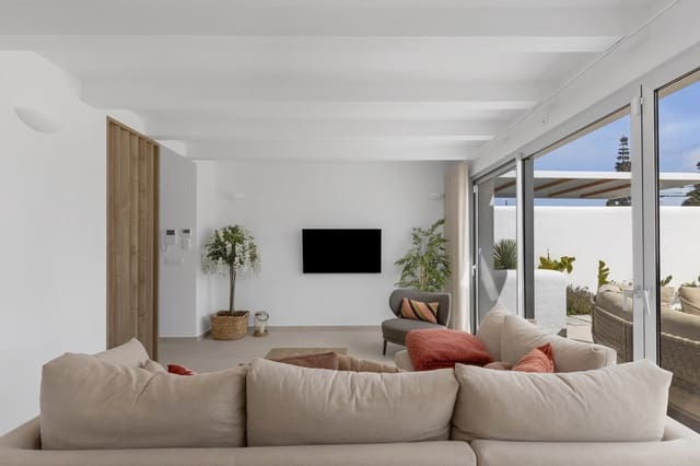 3 soveværelse Villa til salg i Centro, Los Alcázares med swimmingpool garage - € 539.000 (Ref: 10132645)