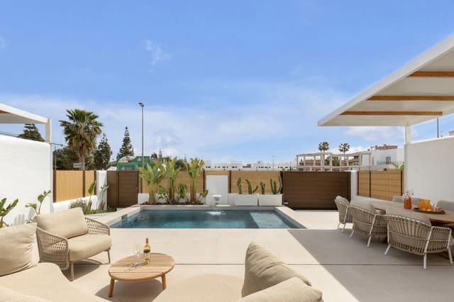 3 soveværelse Villa til salg i Centro, Los Alcázares med swimmingpool garage - € 539.000 (Ref: 10132645)