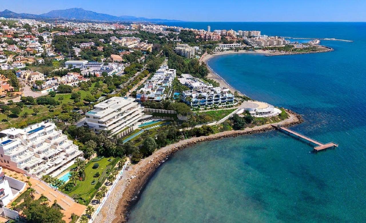 4 soveværelse Lejlighed til salg i Estepona med swimmingpool garage - € 6.500.000 (Ref: 10141775)