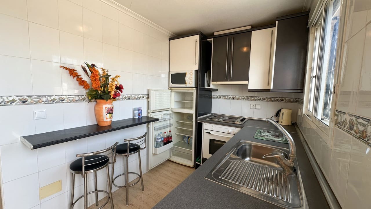 2 Zimmer Haus zu verkaufen in Orihuela Costa mit Pool Garage - 180.000 € (Ref: 10141777)