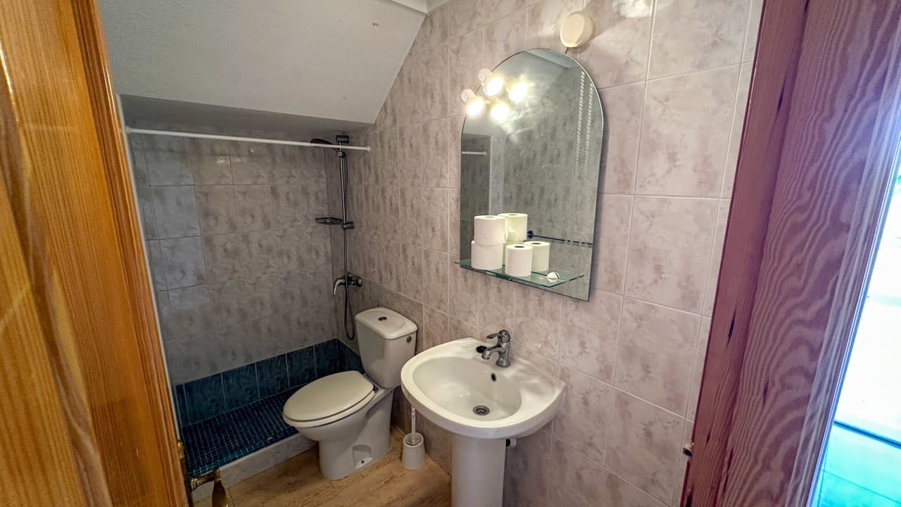 2 Zimmer Haus zu verkaufen in Orihuela Costa mit Pool Garage - 180.000 € (Ref: 10141777)