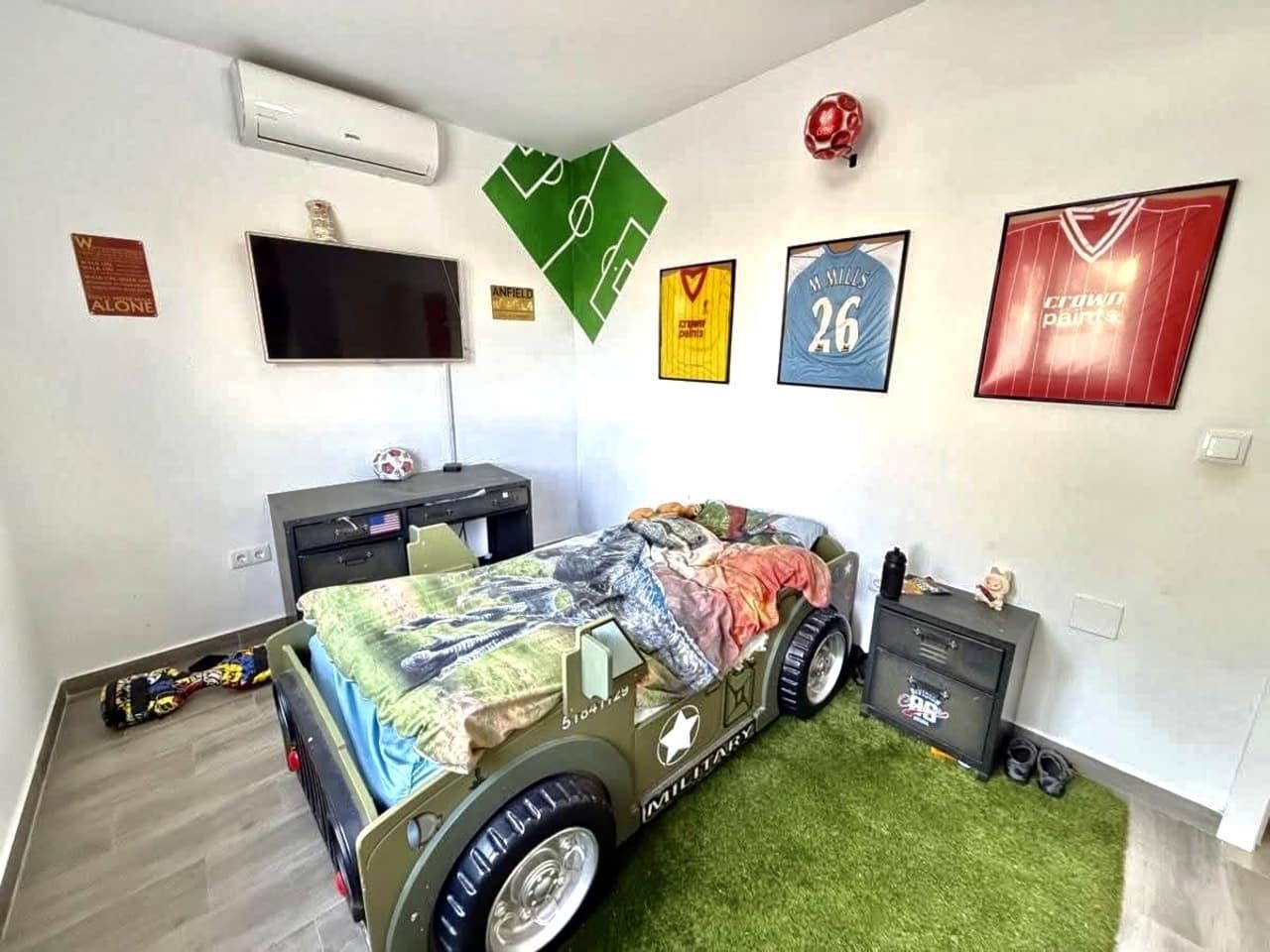 6 soveværelse Villa til salg i Villamartin med swimmingpool garage - € 695.000 (Ref: 10141779)