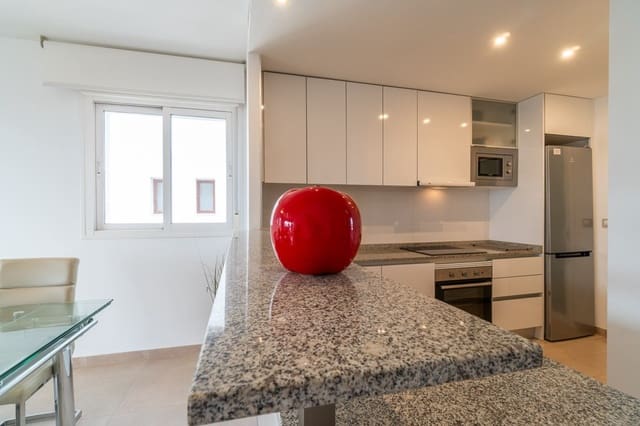 2 slaapkamer Appartement te koop in Dehesa de Campoamor, Orihuela met zwembad garage - € 244.000 (Ref: 10141780)