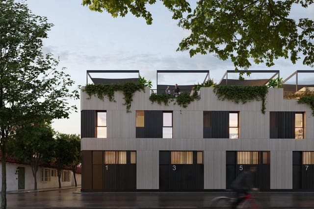 4 soveværelse Byhus til salg i Pedregalejo, Málaga by med garage - € 2.475.000 (Ref: 10146357)