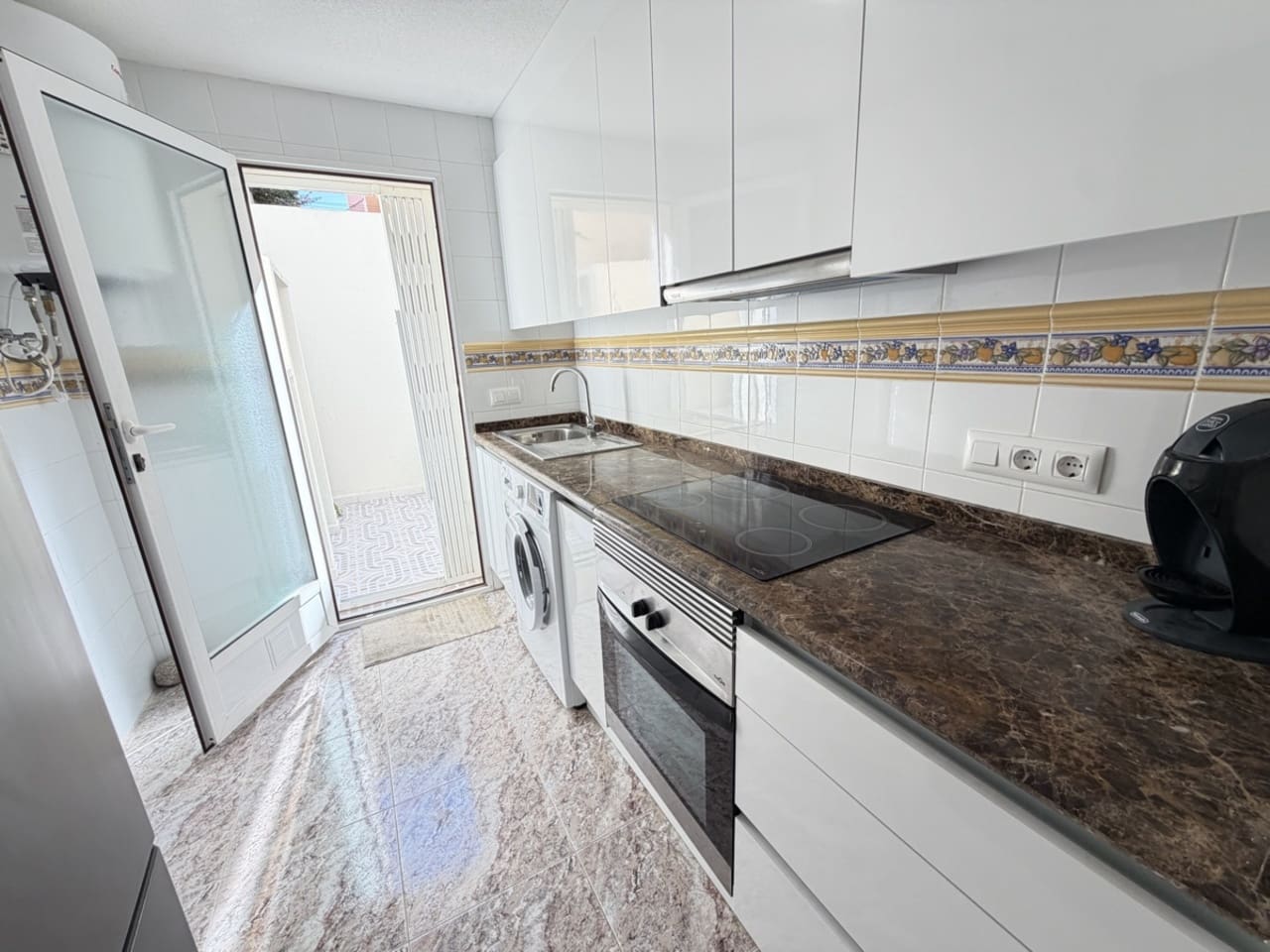 3 sovrum Hus till salu i Villamartin med pool - 199 995 € (Ref: 10146363)