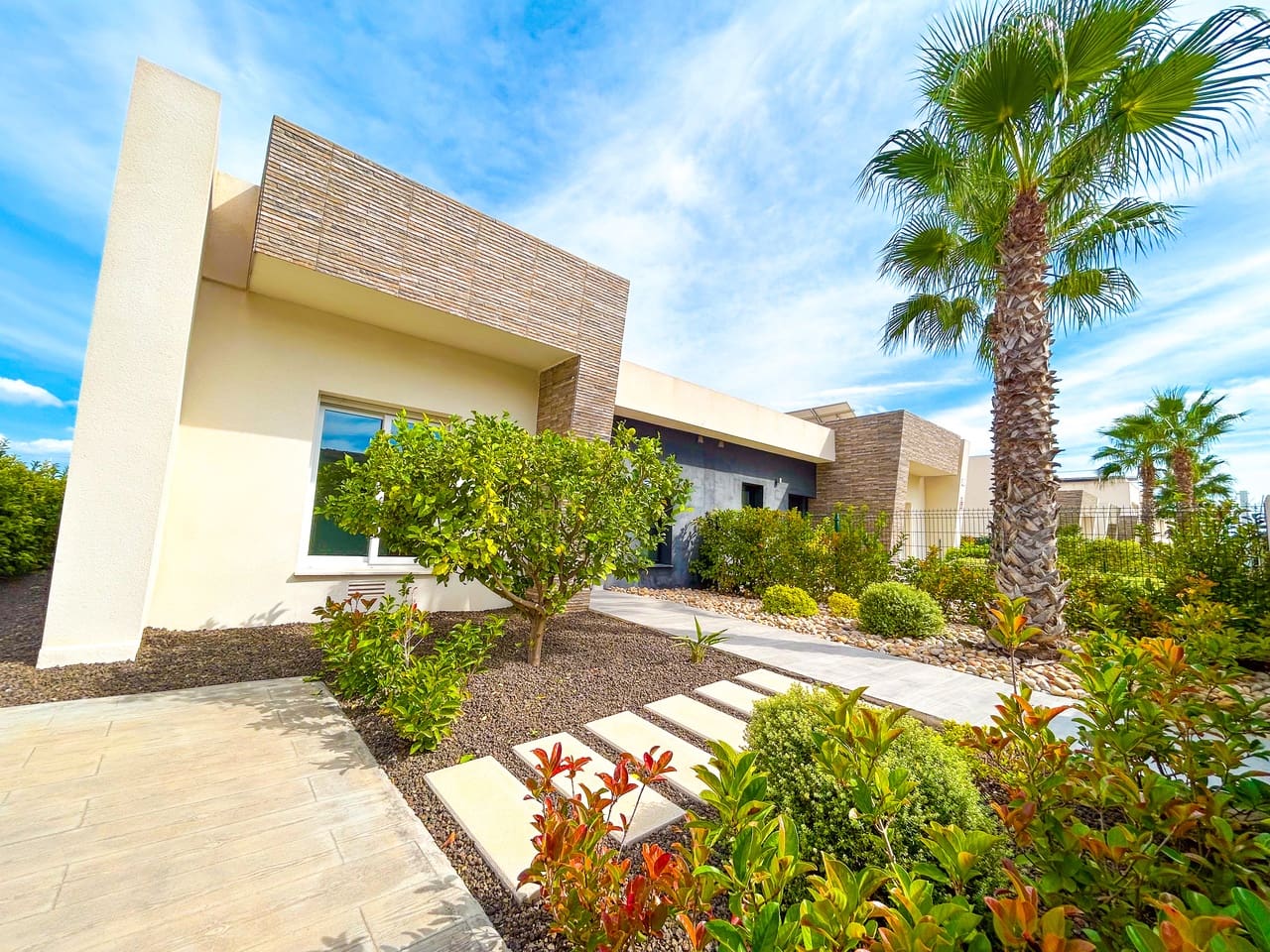 3 slaapkamer Villa te koop in Algorfa met zwembad garage - € 449.000 (Ref: 10148380)