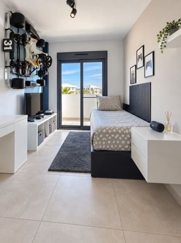 3 slaapkamer Penthouse te koop in El Raso, Guardamar del Segura met zwembad garage - € 309.750 (Ref: 10150286)