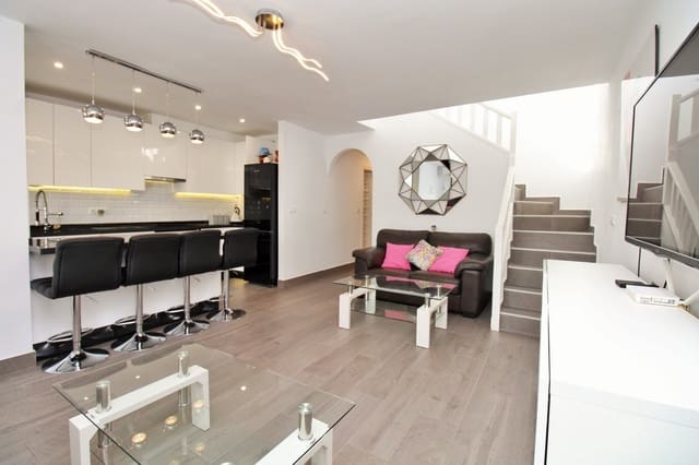 3 sypialnia Dom na sprzedaż w Villamartin, Orihuela z basenem - 289 000 € (Ref: 10159137)